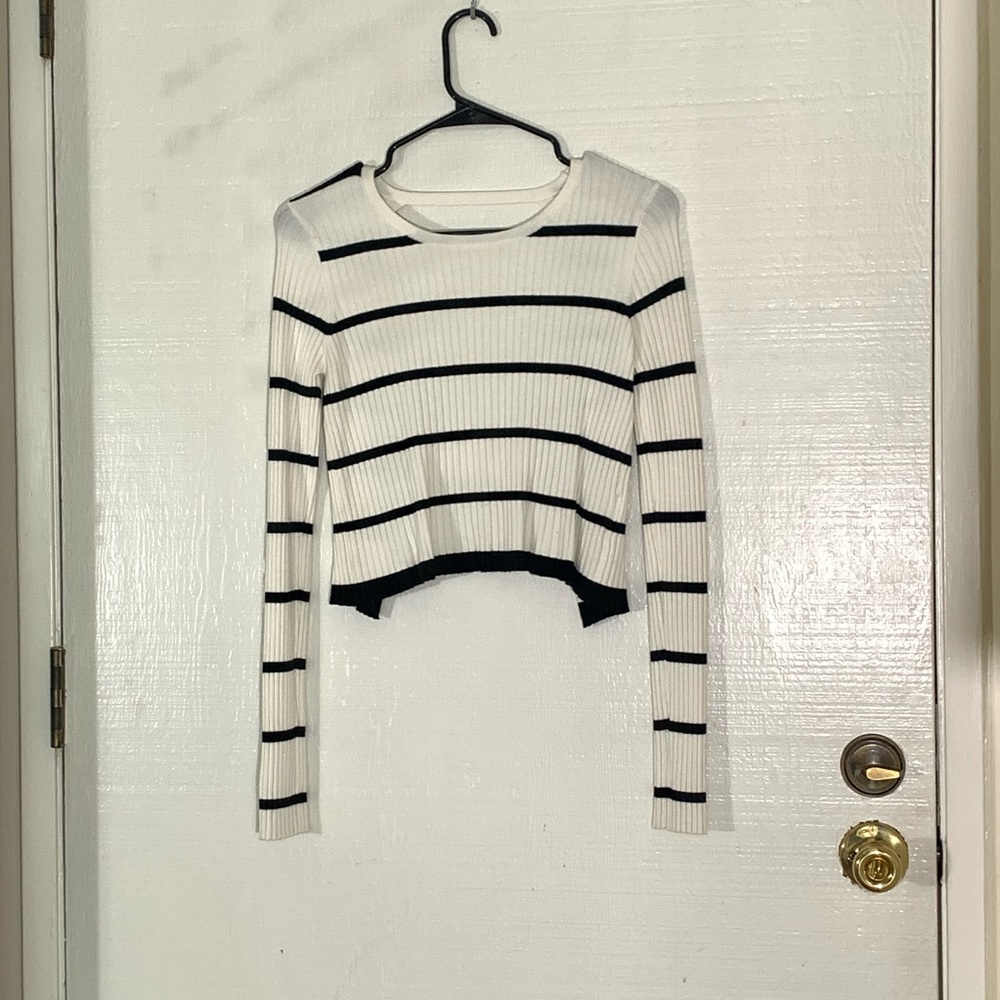 Stripe Long sleeve crop top